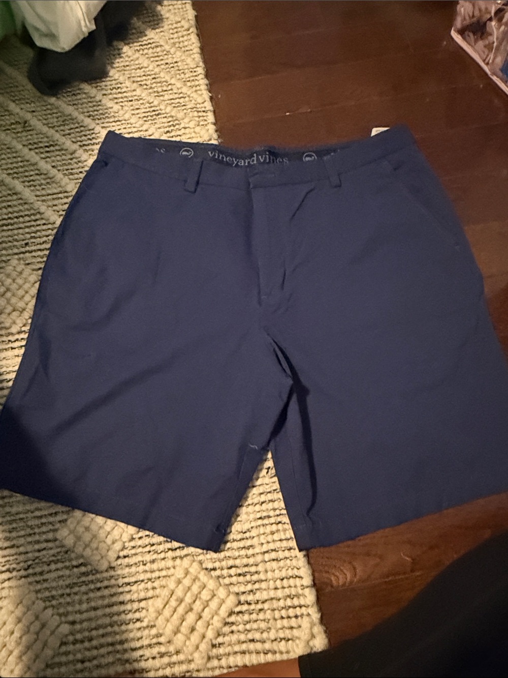 Vineyard Vines Men's Navy Flat-Front Performance Shorts